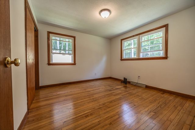 477 River Road, Deerfield, MA 01342