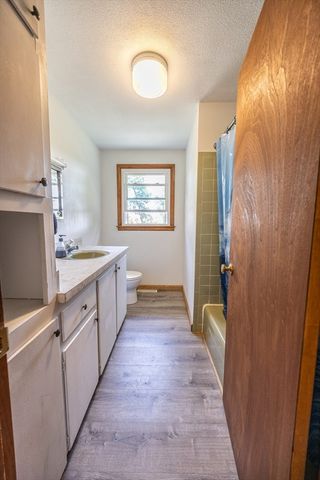 477 River Road, Deerfield, MA 01342