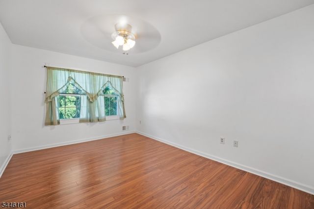 71 Dukes Rd, Rahway City, NJ 07065