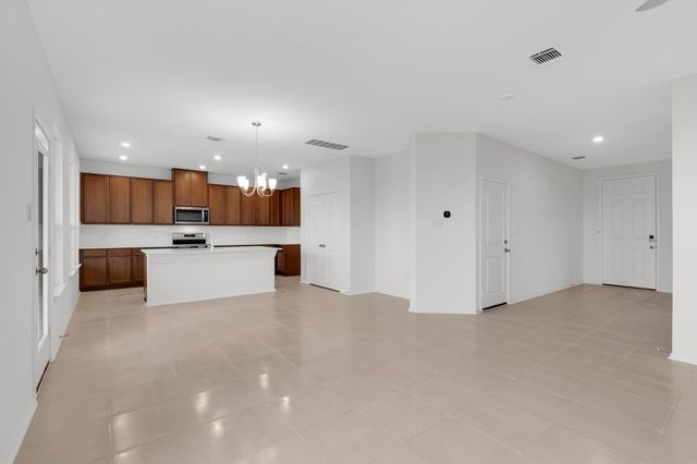 18008 Bridled Stallion DR, Manor, TX 78653
