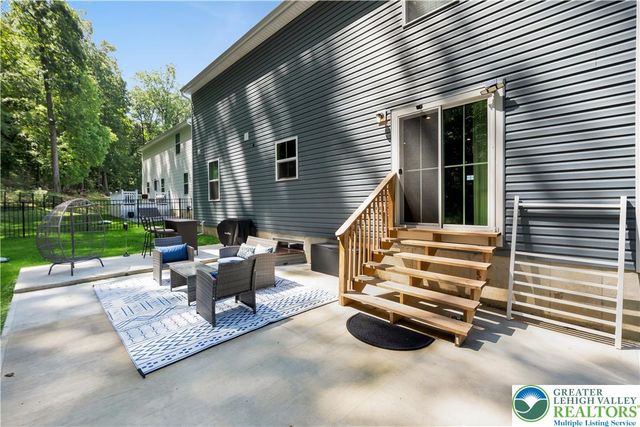 2713 Barnes Court, Allentown City, PA 18103