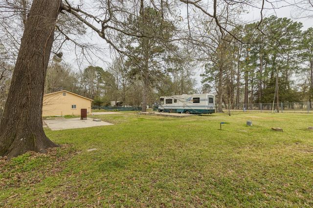 297 Peacock Path, Trinity, TX 75862