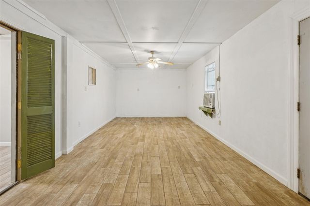 297 Peacock Path, Trinity, TX 75862