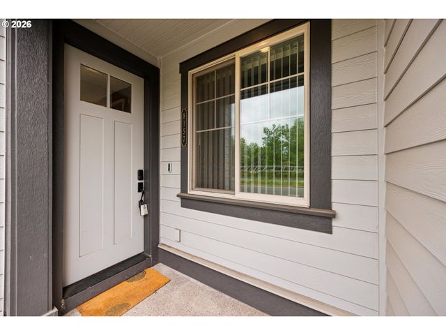 8157 Se VERMONT St, Hillsboro, OR 97123