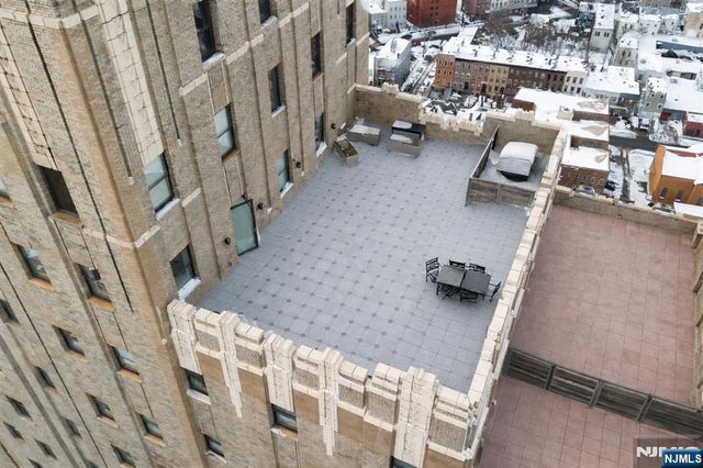 4 Beacon Way PH 1900, Jersey City, NJ 07304
