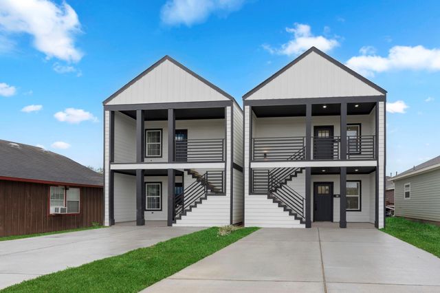 428 Rhode Island St, Houston, TX 77029