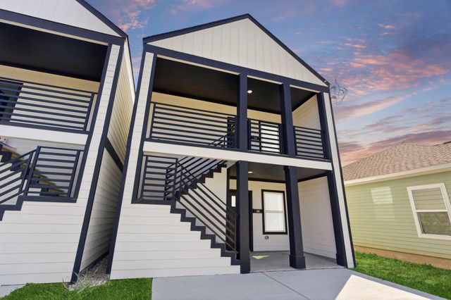 428 Rhode Island St, Houston, TX 77029