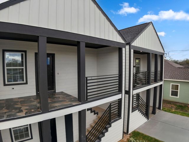 428 Rhode Island St, Houston, TX 77029