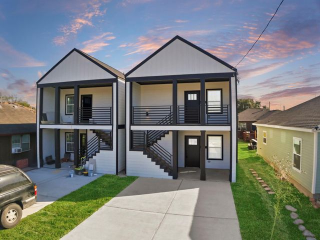 428 Rhode Island St, Houston, TX 77029