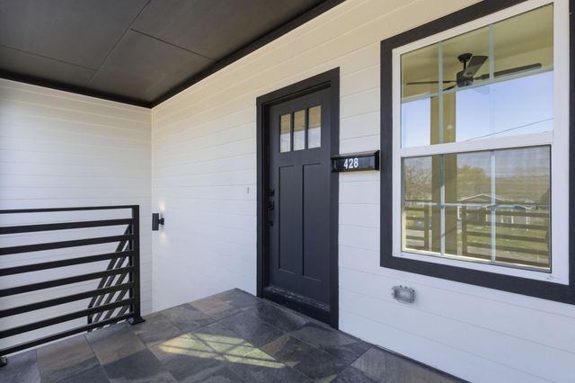 428 Rhode Island St, Houston, TX 77029