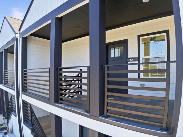 428 Rhode Island St, Houston, TX 77029