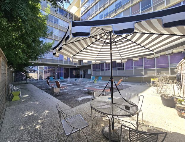 1800 Lavaca ST A107, Austin, TX 78701