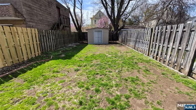 104 Wallington Avenue, Wallington, NJ 07057