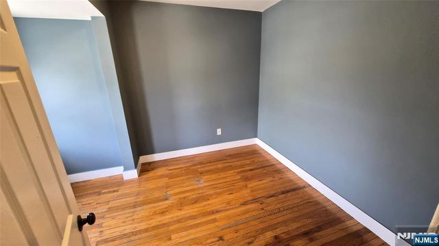 104 Wallington Avenue, Wallington, NJ 07057