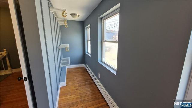 104 Wallington Avenue, Wallington, NJ 07057