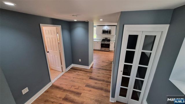 104 Wallington Avenue, Wallington, NJ 07057