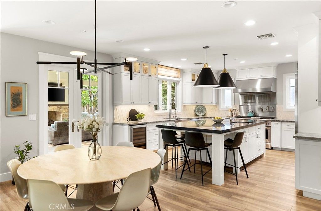 Image 25 of property listing at 216 Avenida Princesa, San Clemente, CA 92672