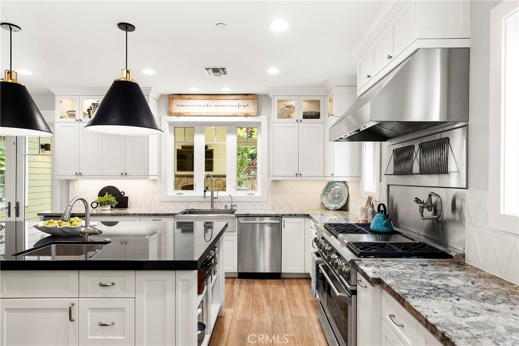 Image 27 of property listing at 216 Avenida Princesa, San Clemente, CA 92672