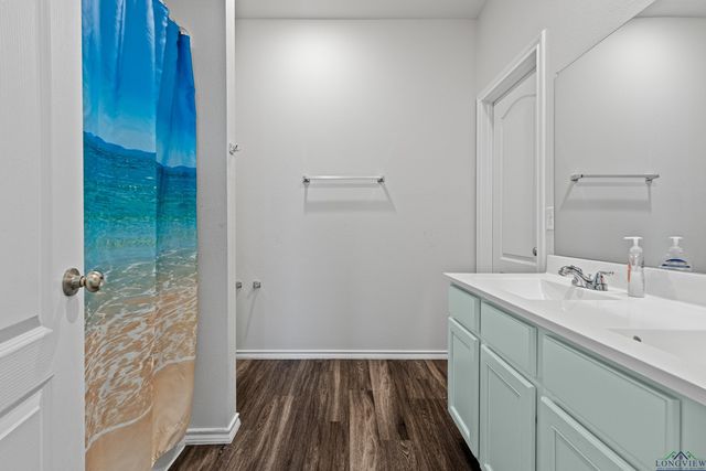 1436 Monterey Dr, Longview, TX 75601