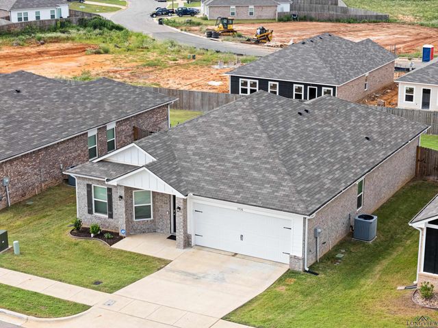 1436 Monterey Dr, Longview, TX 75601