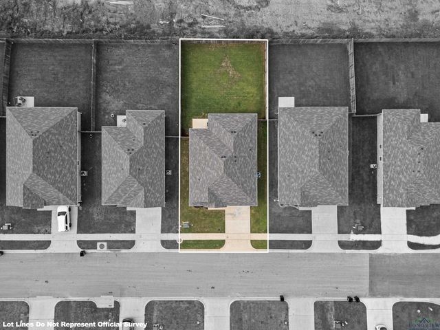 1436 Monterey Dr, Longview, TX 75601