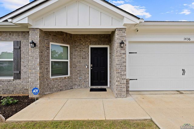 1436 Monterey Dr, Longview, TX 75601