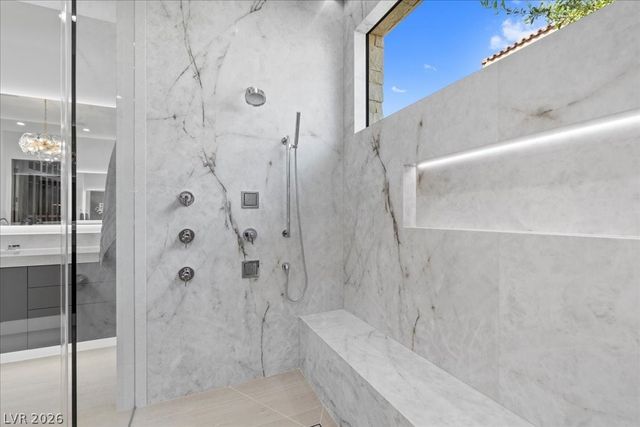 42 Ravenswood Avenue, Las Vegas, NV 89141