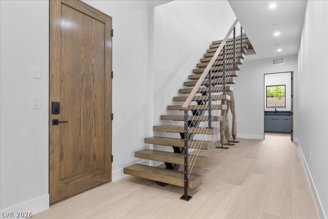 42 Ravenswood Avenue, Las Vegas, NV 89141