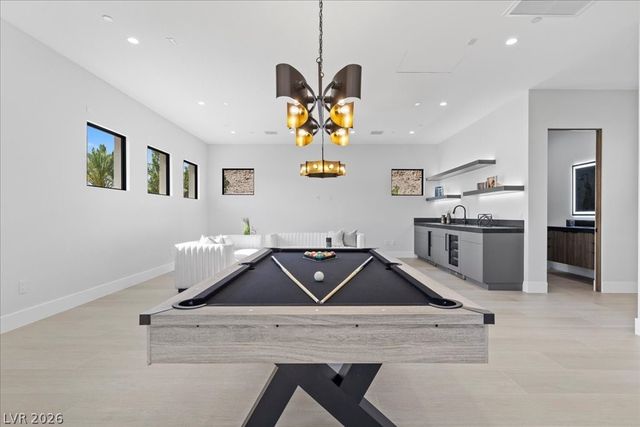 42 Ravenswood Avenue, Las Vegas, NV 89141