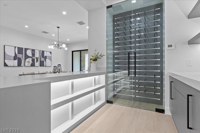 42 Ravenswood Avenue, Las Vegas, NV 89141