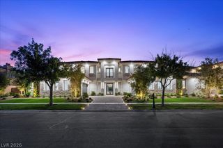 42 Ravenswood Avenue, Las Vegas, NV 89141