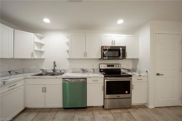 4733 29th ST SW, Lehigh Acres, FL 33973