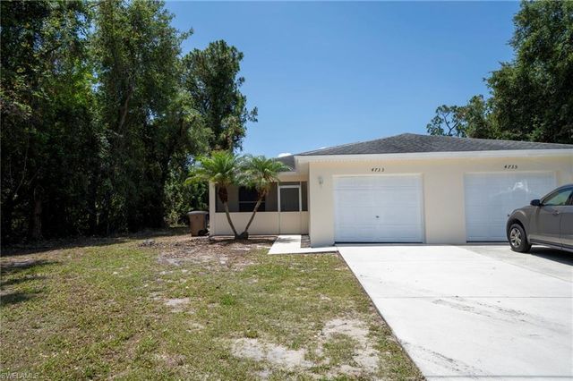 4733 29th ST SW, Lehigh Acres, FL 33973