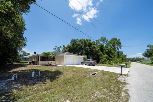 4733 29th ST SW, Lehigh Acres, FL 33973