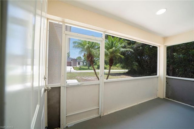 4733 29th ST SW, Lehigh Acres, FL 33973