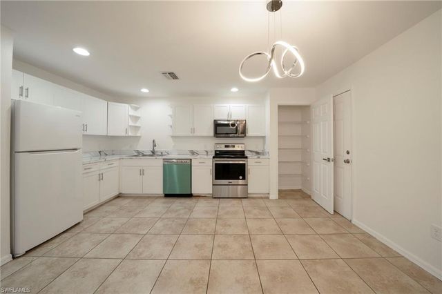 4733 29th ST SW, Lehigh Acres, FL 33973