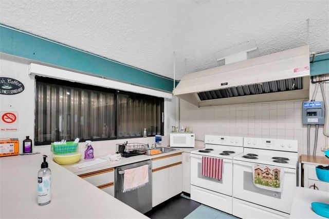 4343 SUMMERSUN DRIVE 4343, New Port Richey, FL 34652