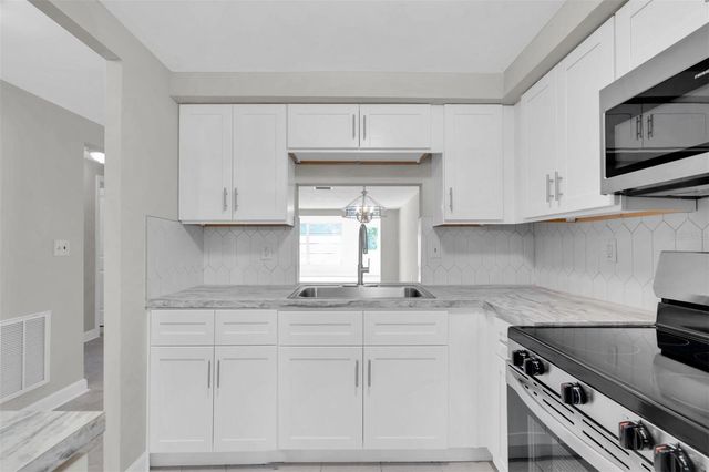 4343 SUMMERSUN DRIVE 4343, New Port Richey, FL 34652