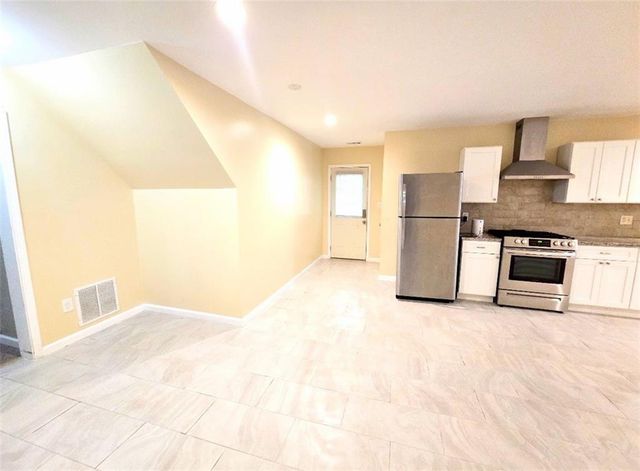 3946 Lullwater Main NW, Kennesaw, GA 30144