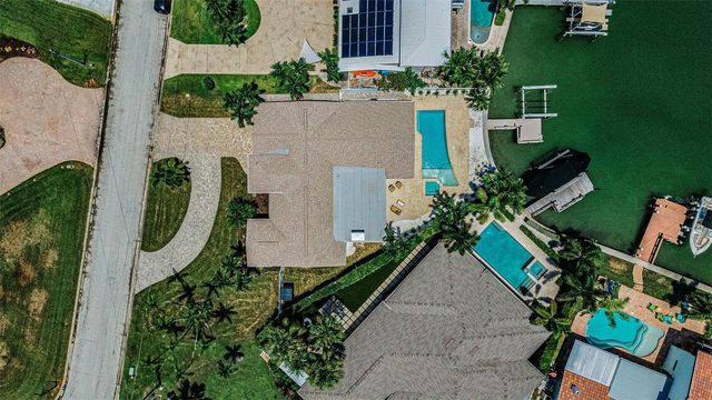7901 10TH AVENUE S, St Petersburg, FL 33707