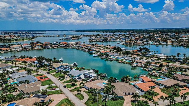 7901 10TH AVENUE S, St Petersburg, FL 33707
