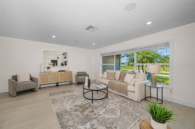 7901 10TH AVENUE S, St Petersburg, FL 33707