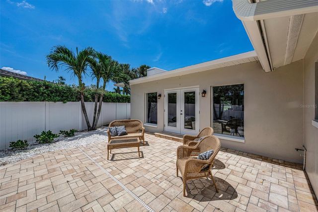 7901 10TH AVENUE S, St Petersburg, FL 33707