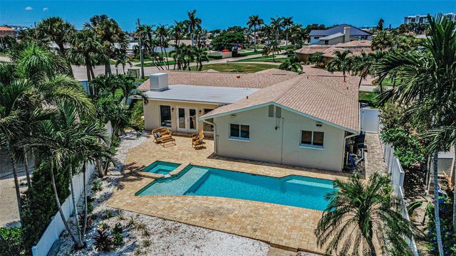 7901 10TH AVENUE S, St Petersburg, FL 33707