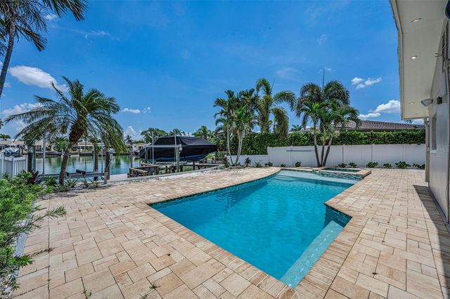 7901 10TH AVENUE S, St Petersburg, FL 33707