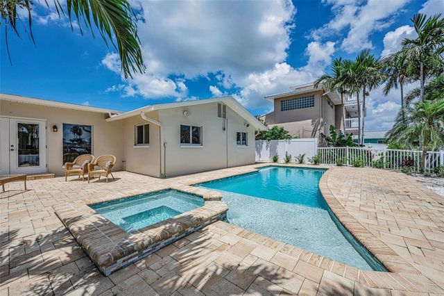7901 10TH AVENUE S, St Petersburg, FL 33707