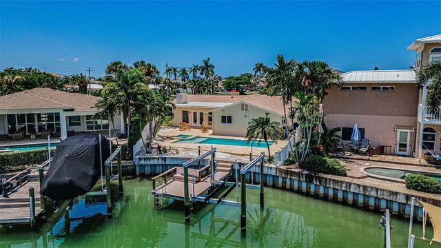 7901 10TH AVENUE S, St Petersburg, FL 33707
