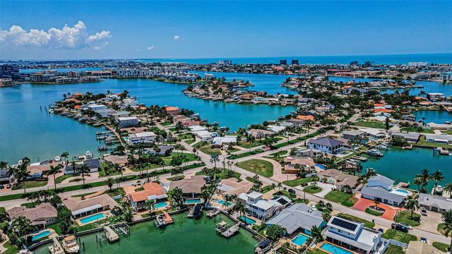 7901 10TH AVENUE S, St Petersburg, FL 33707