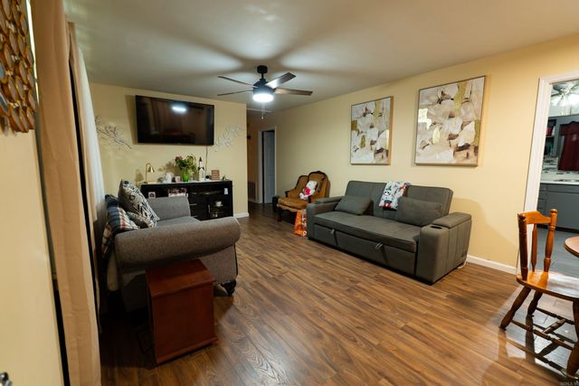 5114 Loetscher Lane, Little Rock, AR 72209