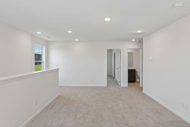 4012 Sadie St, Columbia, TN 38401